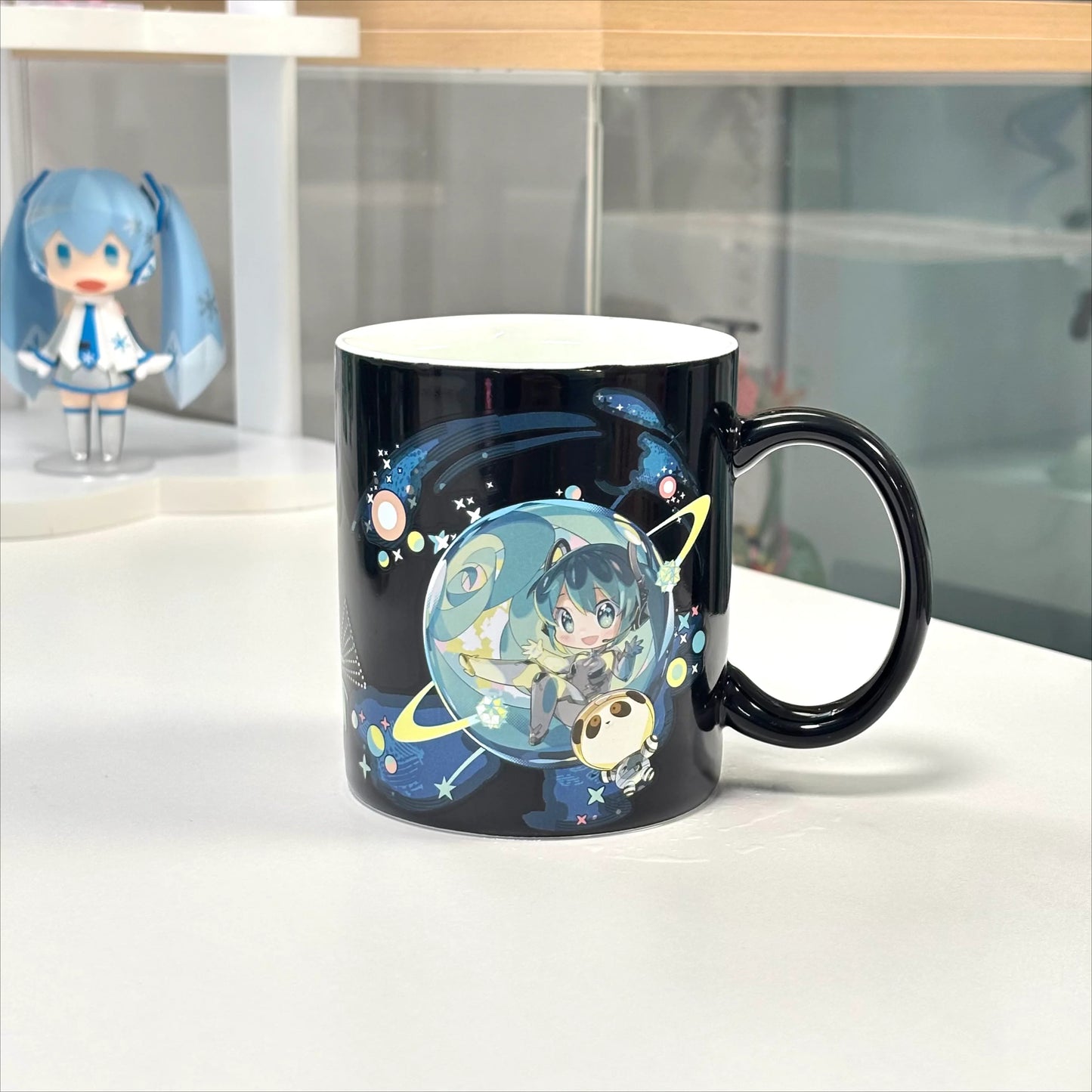 Officially Licensed Hatsune Miku Planet Color-Changing Mug
