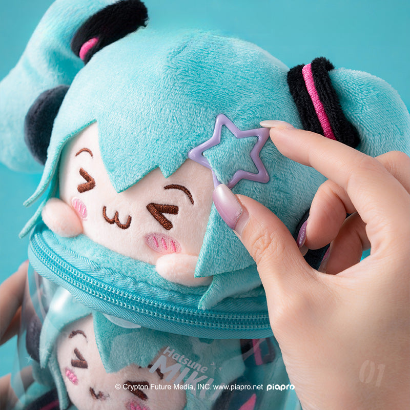Officially Licensed Hatsune Miku Squinted Eyes Series Bucket Itabag