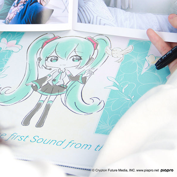 Officially Licensed Hatsune Miku Oversized Mouse Pad