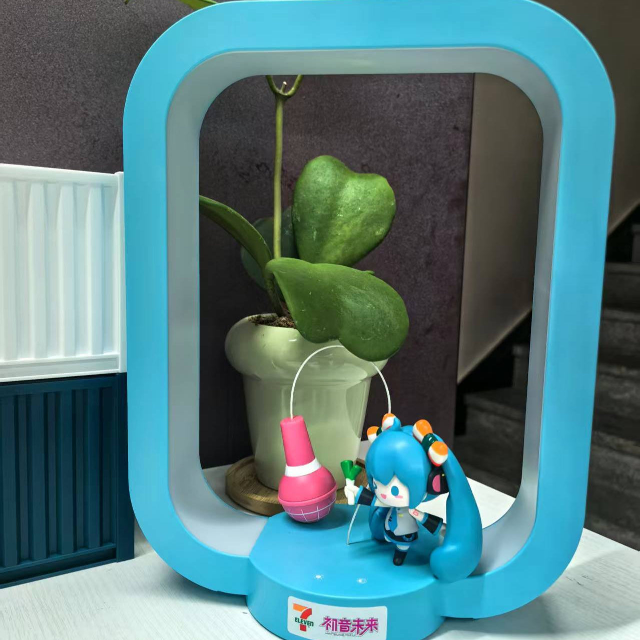 Officially Licensed Hatsune Miku 7-Eleven Exclusive Floating Lamp Blind Box
