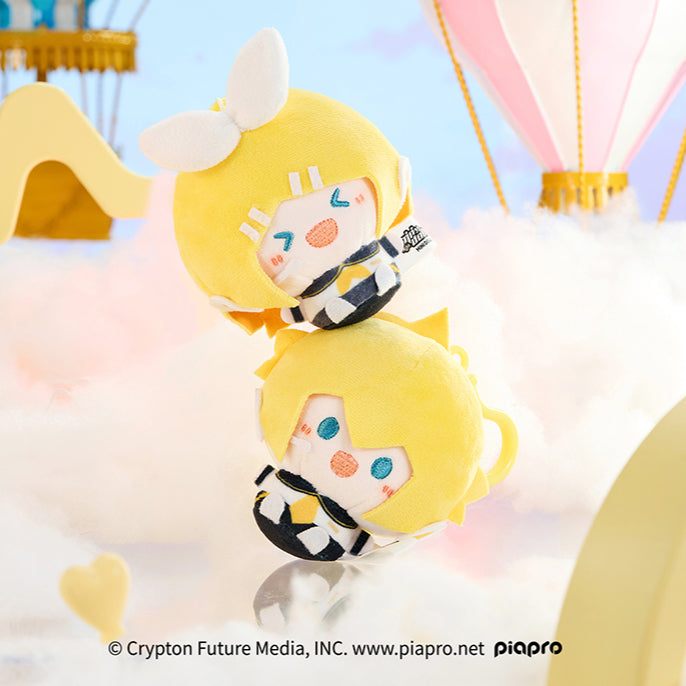 Officially Licensed Hatsune Miku VOCALOID WOW Doll Park Chubby Plush Charm