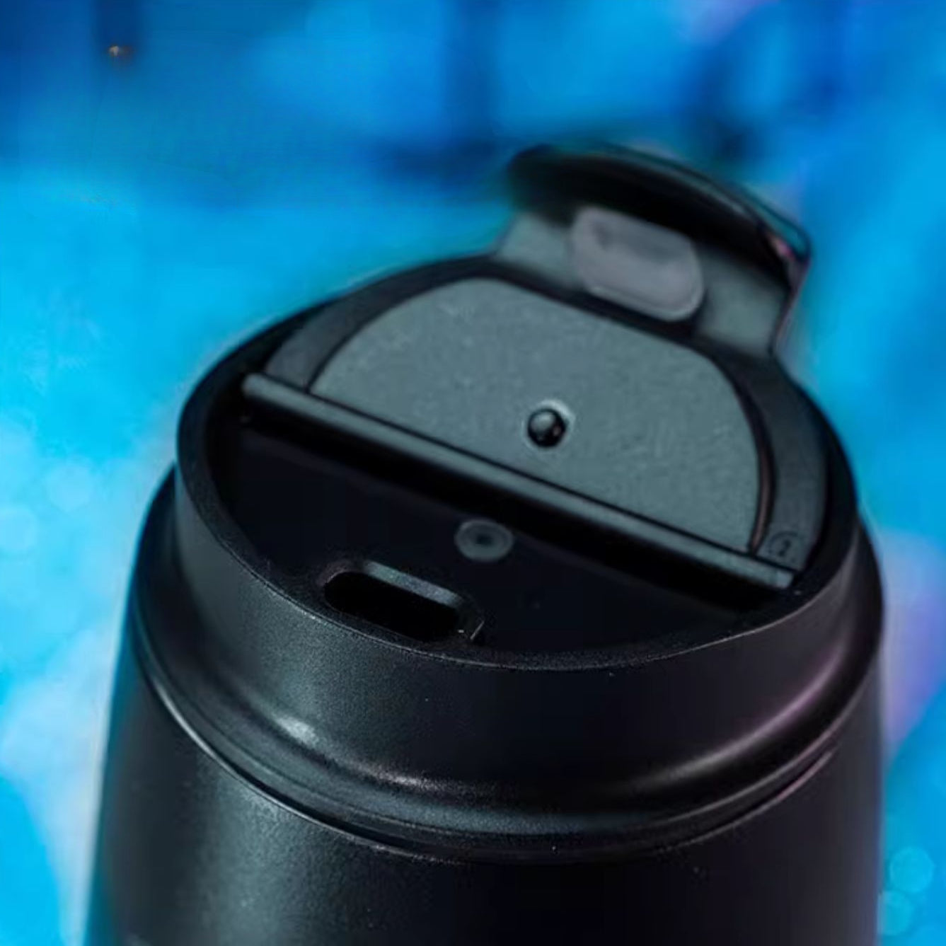 Thermos en acier inoxydable style pixel Hatsune Miku sous licence officielle