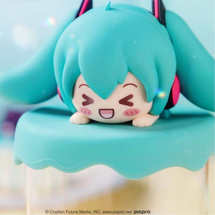 Boîte scellée Hatsune Miku Squinted Eyes Series sous licence officielle