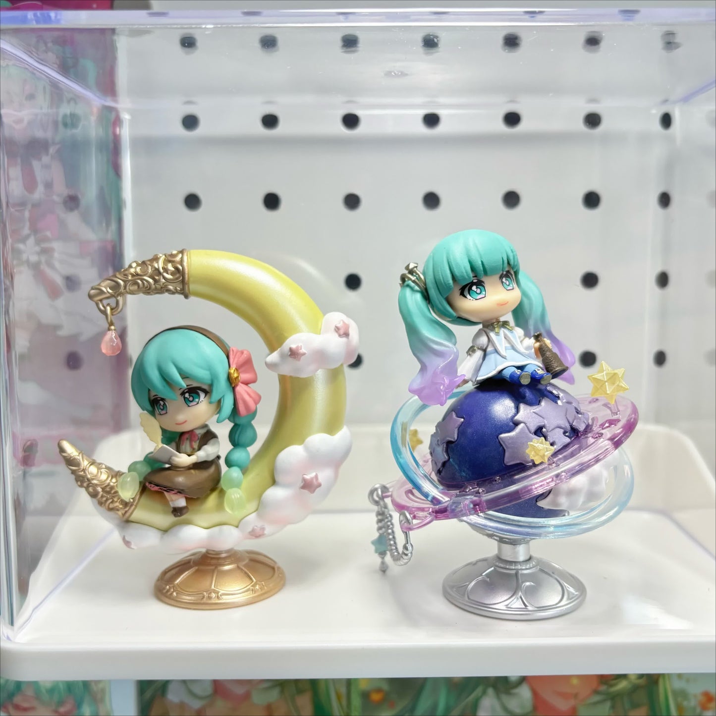 Officially Licensed Hatsune Miku Miniature Figure Blind Box