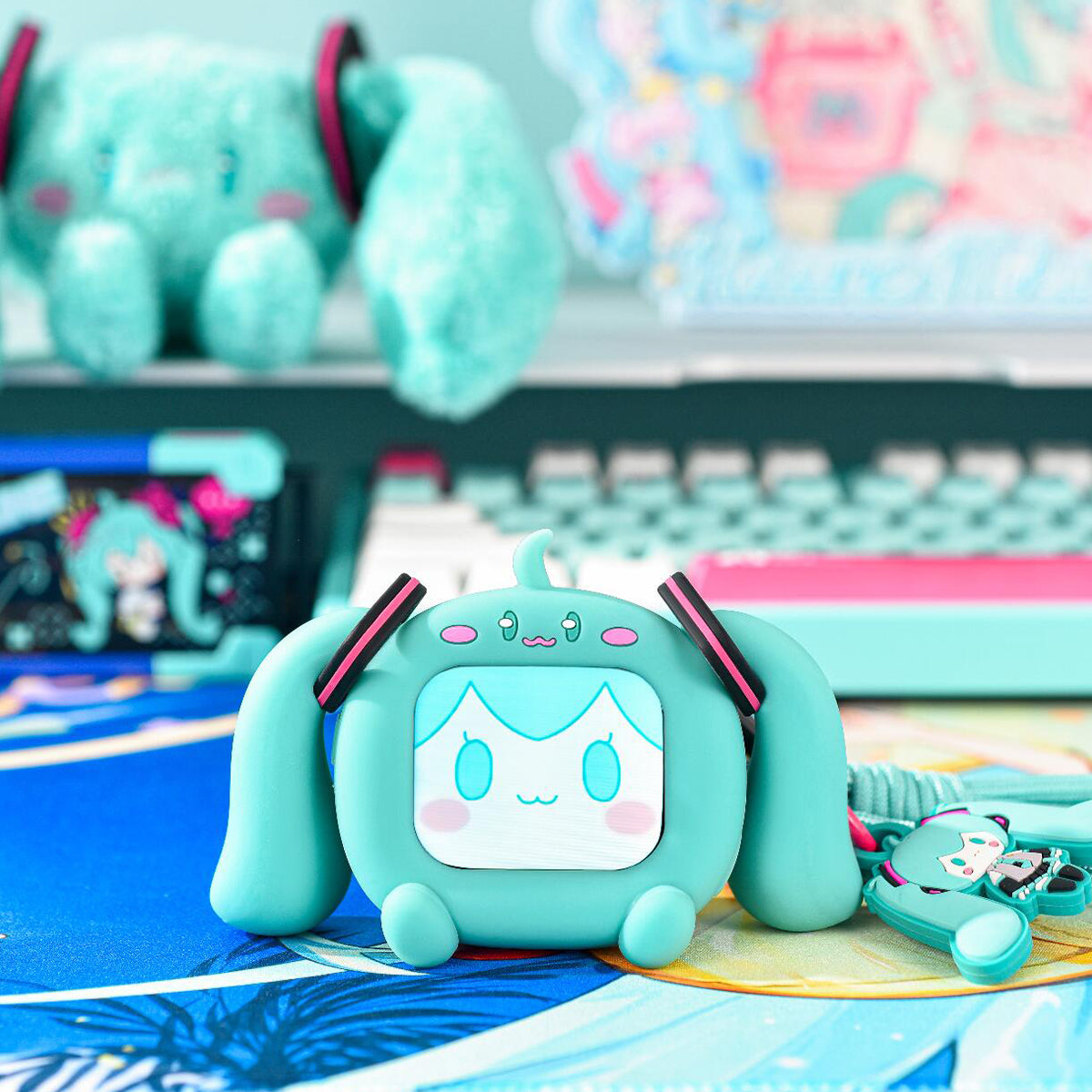 Officially Licensed Hatsune Miku CUBE FACE LCD Touchscreen Wireless Bluetooth Earbuds