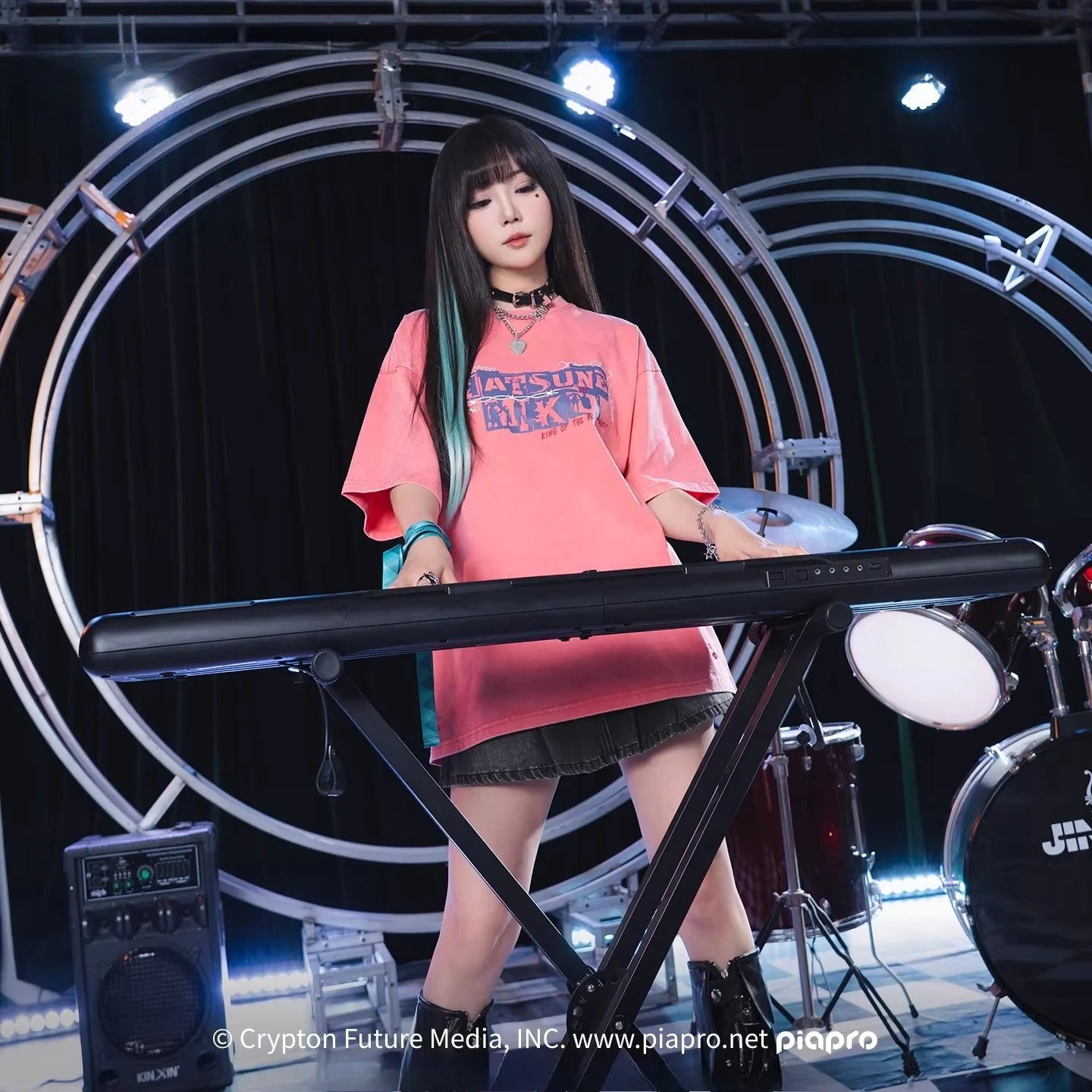 Official Hatsune Miku Rock Future Heavyweight Washed Vintage T-Shirt, Loose-Fit Short Sleeve Top