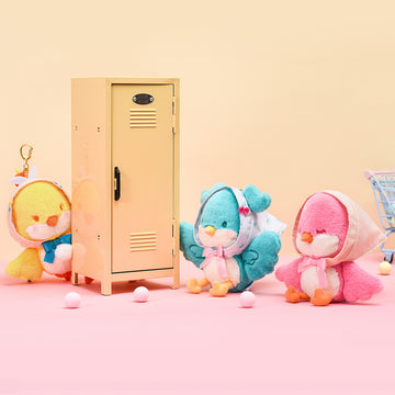 Officially Licensed Hatsune Miku Super Sugary Adhesive Girl Plush Charms