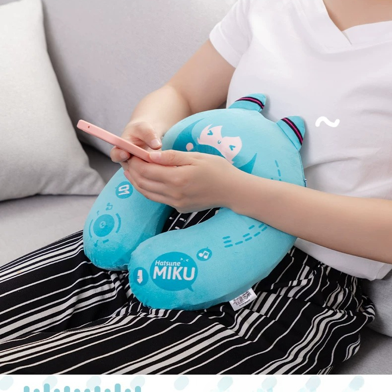 Official Hatsune Miku Memory Foam U-Shaped Neck Pillow – Detachable, Perfect for Naps