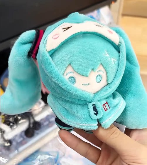 Officially Licensed Hatsune Miku Mini Plush Blind Box Charm
