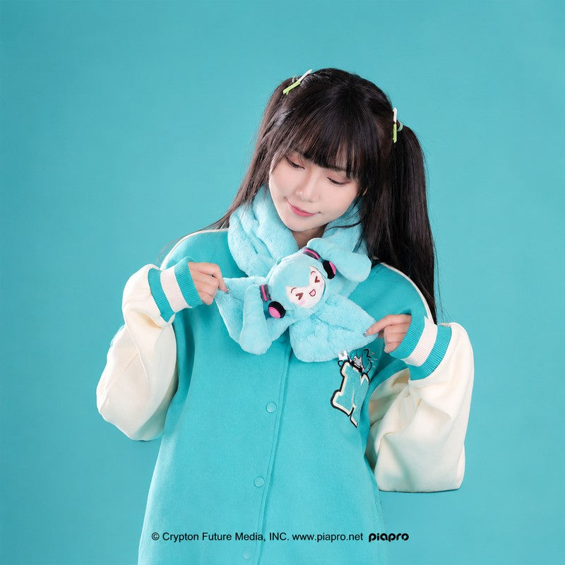 Officially Licensed Hatsune Miku Smiling Eyes Scarf