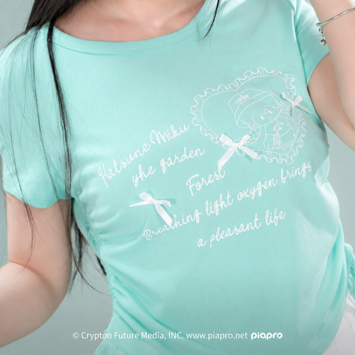 Hatsune Miku Forest Breath Cropped T-Shirt