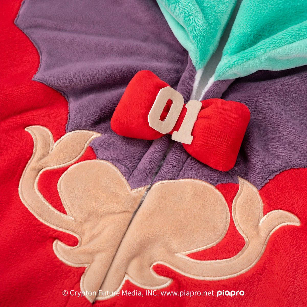 Officially Licensed Hatsune Miku Baroque Overture Wearable Blanket