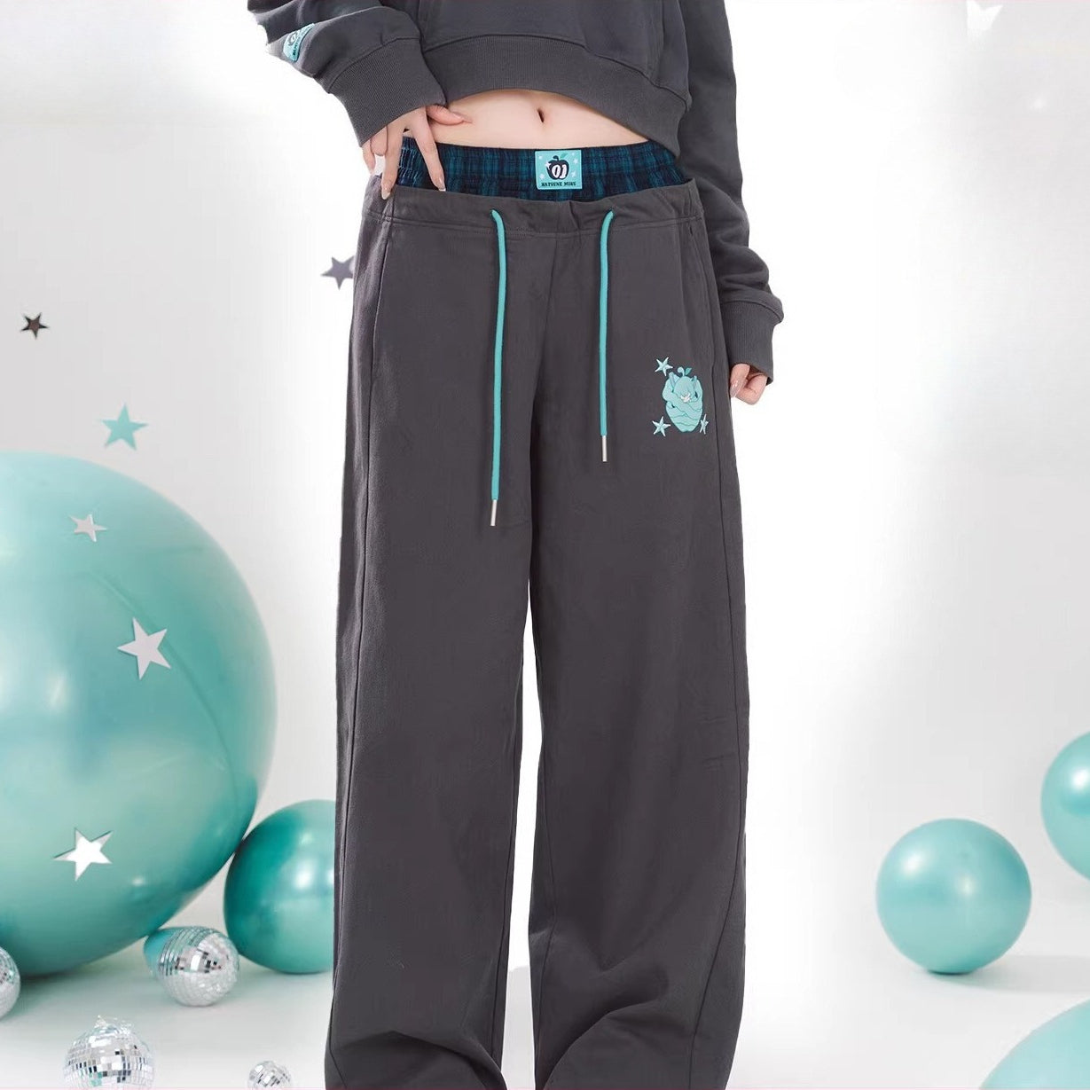 Official Hatsune Miku Y2K Double Waist Sweatpants – Women’s Loose Curved Wide Leg Joggers