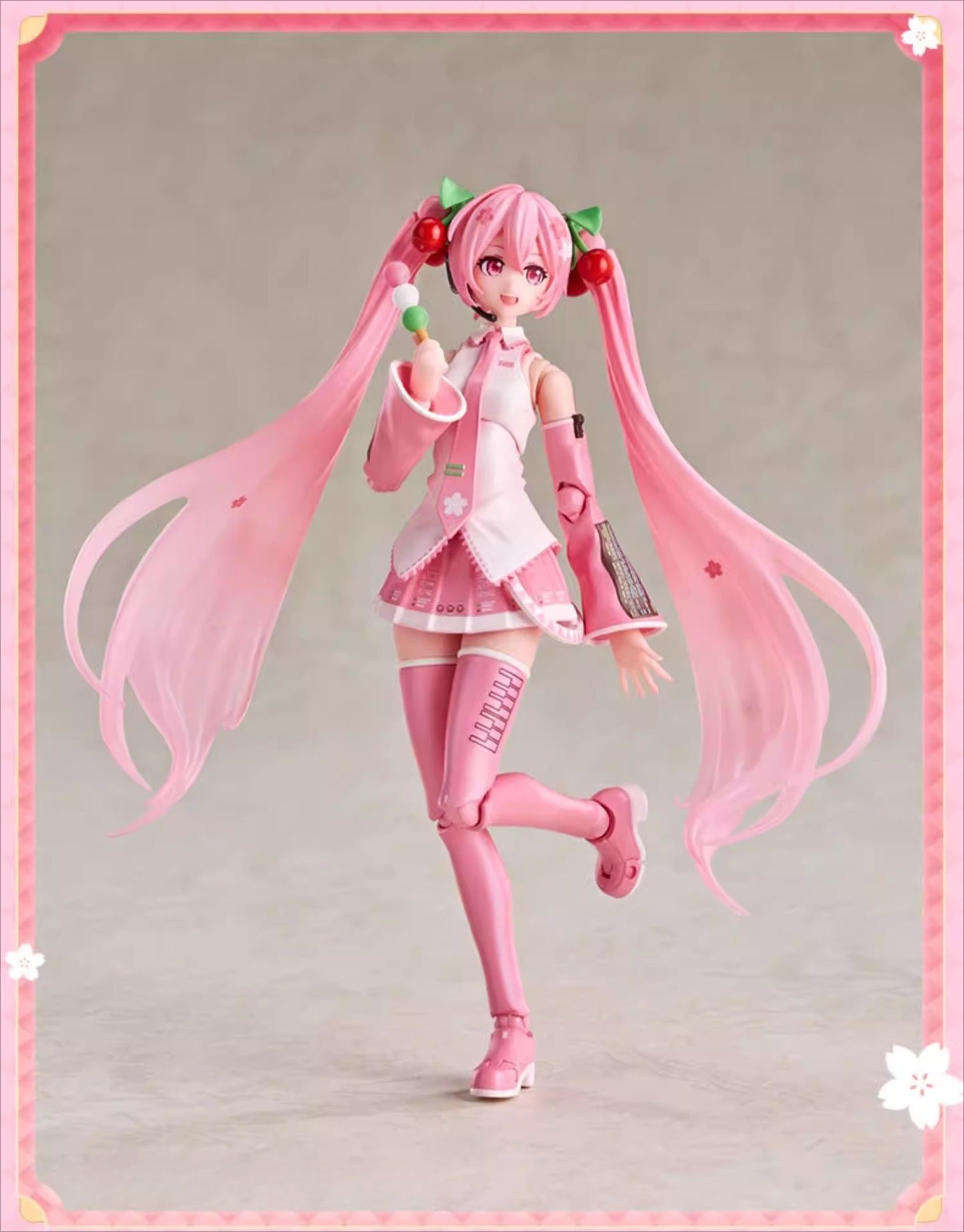 Official Sakura Miku “Miracle Ver.” Figure – Adjustable poses, with multiple buildable accessories.
