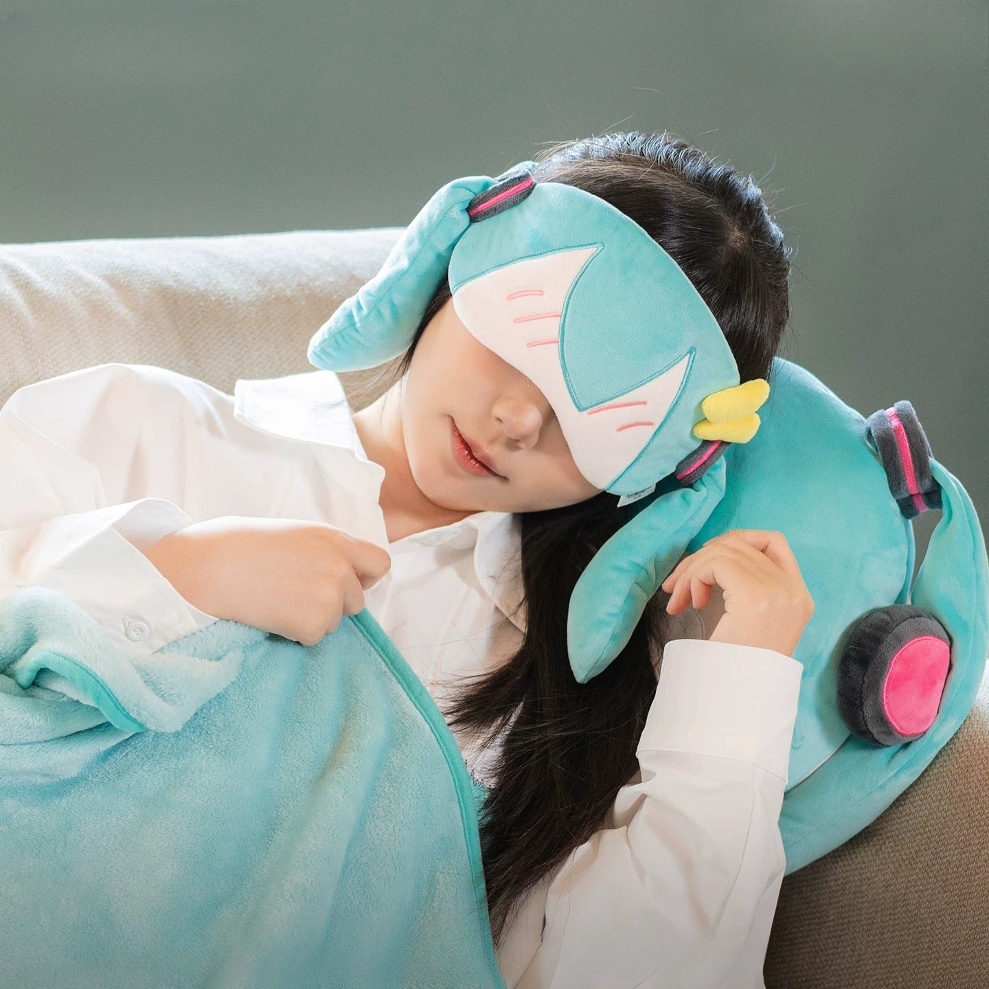 Official Hatsune Miku Daydream Daily Plush Sleep Mask