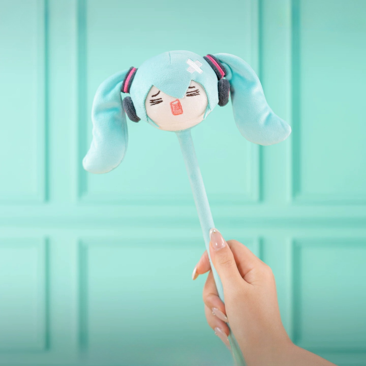 Official Hatsune Miku Daydream Plush Massage Hammer – Soft Tapping Mallet