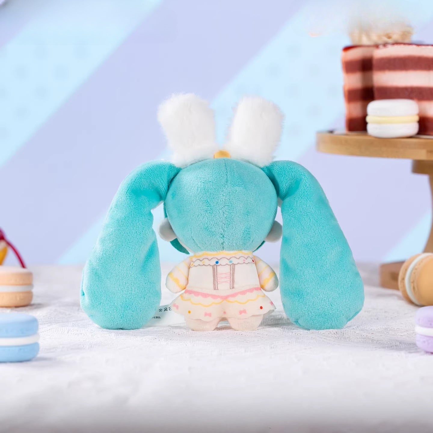 Official Hatsune Miku Sweet Dream Miku Plush Keychain, Super Cute Miku Doll Ornament, Peripheral Gift