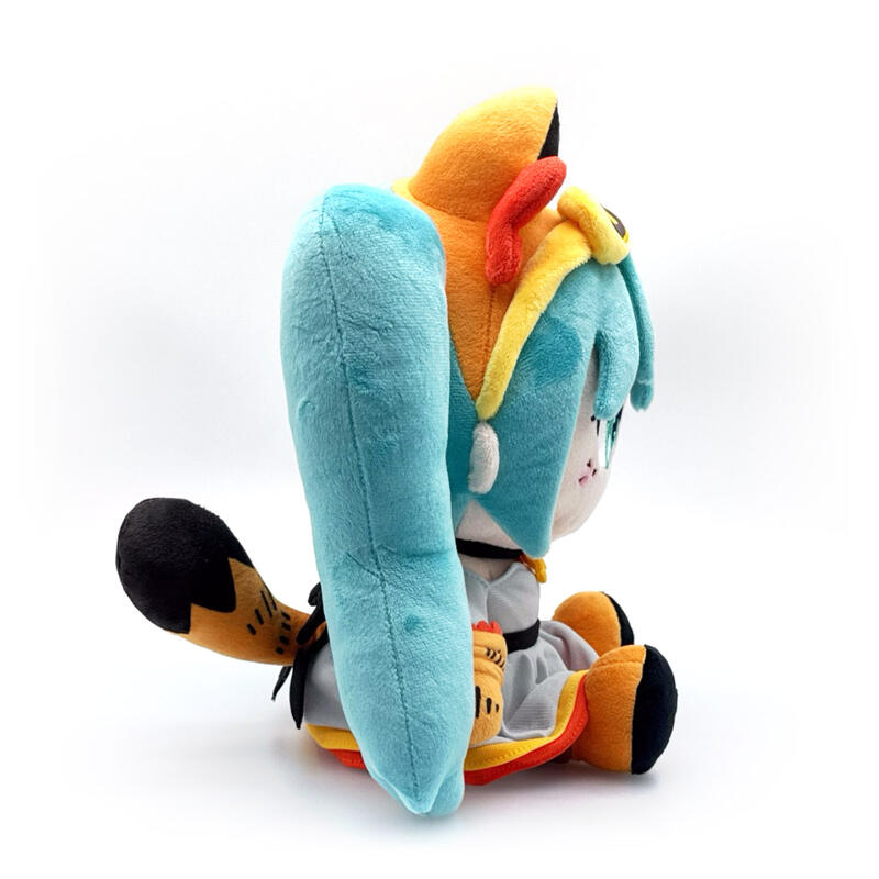 Official  Youtooz Hatsune Miku x Garfield Collectible Figure / Plush Doll