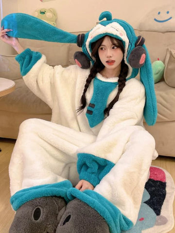 Fanmade Hatsune Miku Coral Fleece Robe – Cute Thickened Warm Pajama for Students