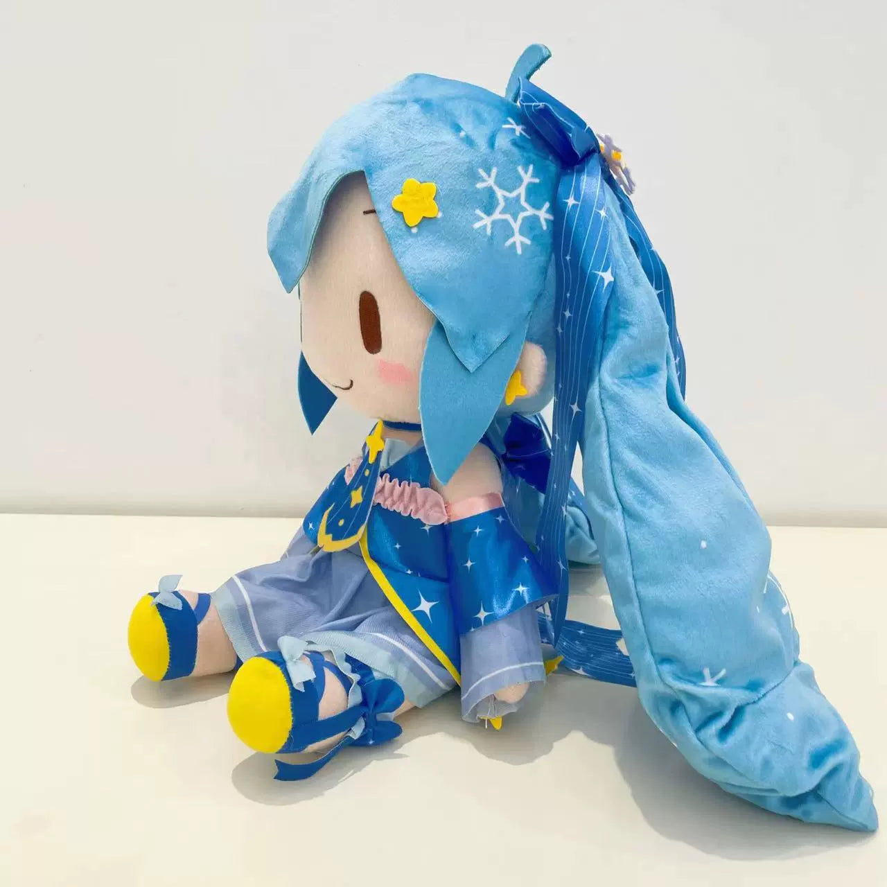 Hatsune Miku Snow Miku (Starry Sky) 2017 Reissue  – 27cm Medium Plush Toy