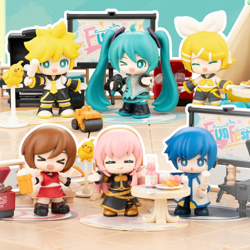 Official Hatsune Miku “Terrace Party” Figure – Freely switch poses, flexible articulated joints, and mix-and-match assembly.