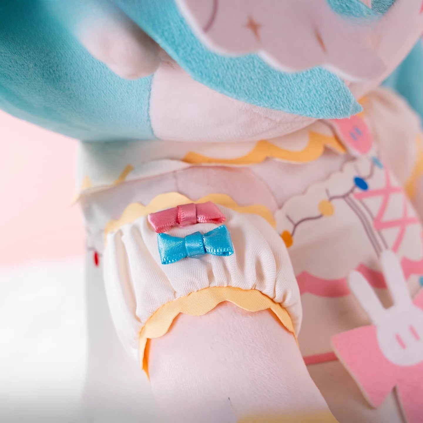 Official Moeyu Hatsune Miku Sweet Dream Miku Plush Sitting Doll Ornament, Miku Stuffed Toy Peripheral Gift, 40cm in Height