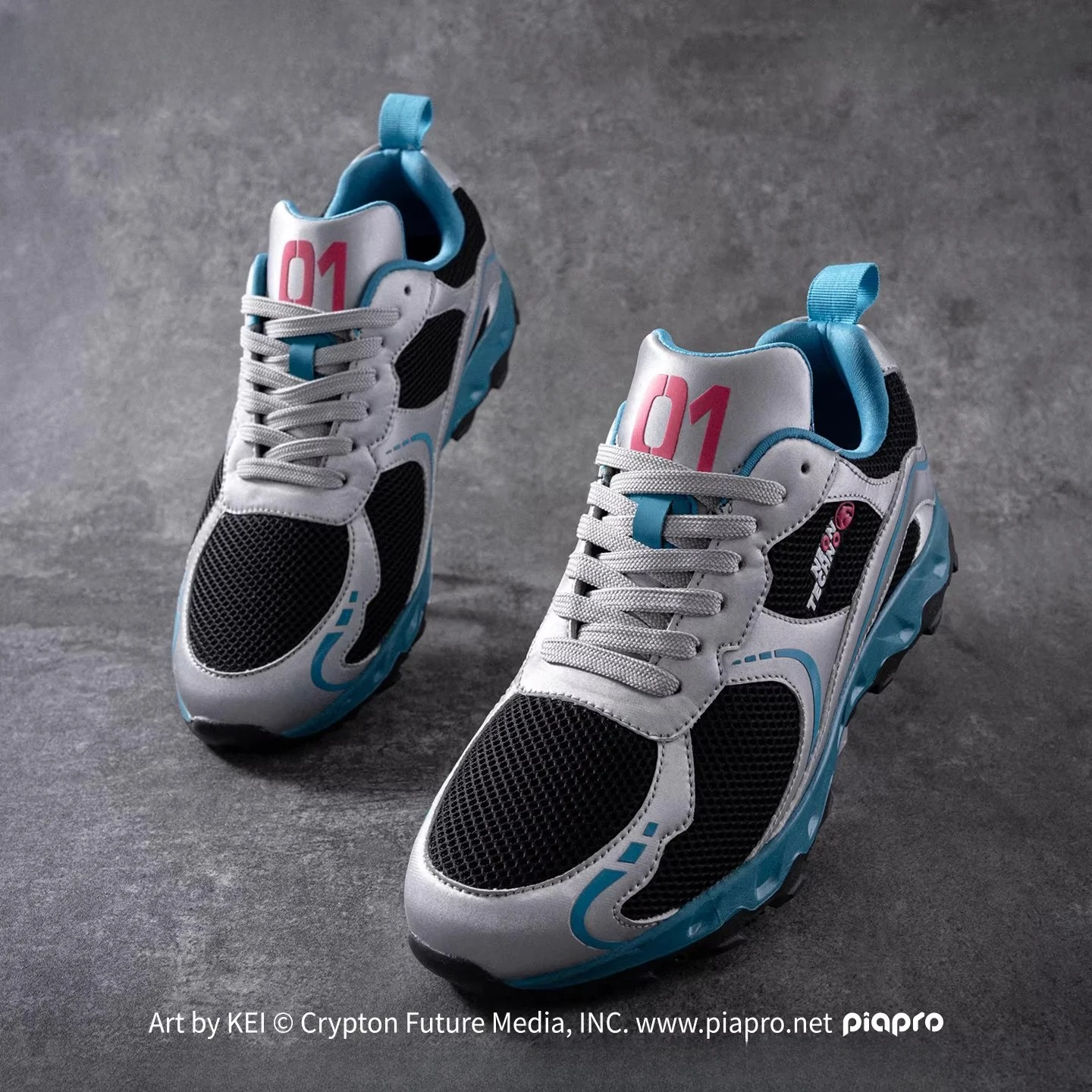 Official Hatsune Miku Neon EDM Retro Breathable Mesh Sneakers, Casual Running Shoes
