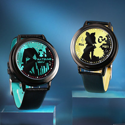 Offiziell lizenzierte Hatsune Miku, Kagamine Rin &amp; Len Touchscreen-LED-Uhr