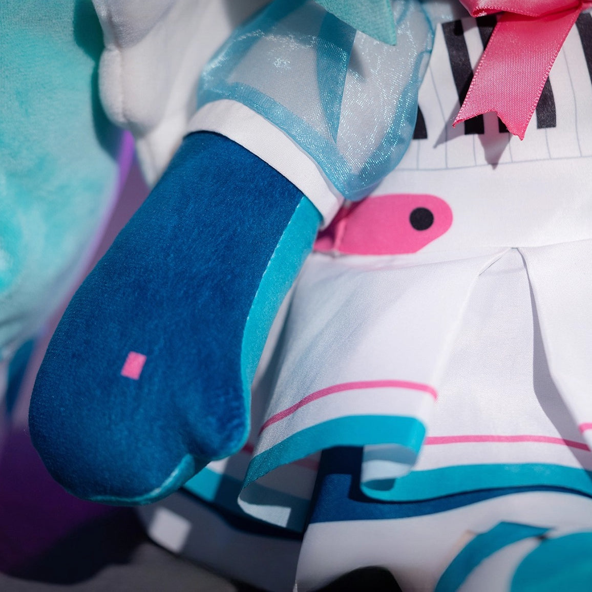 Hatsune Miku Synthwave Wings Sitting  – 40cm Large Plush Toy